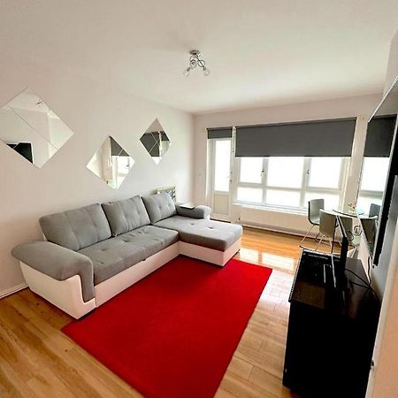 Apartamento 303 Alexandra Avenue Ha2 9Dx Pinner Exterior foto